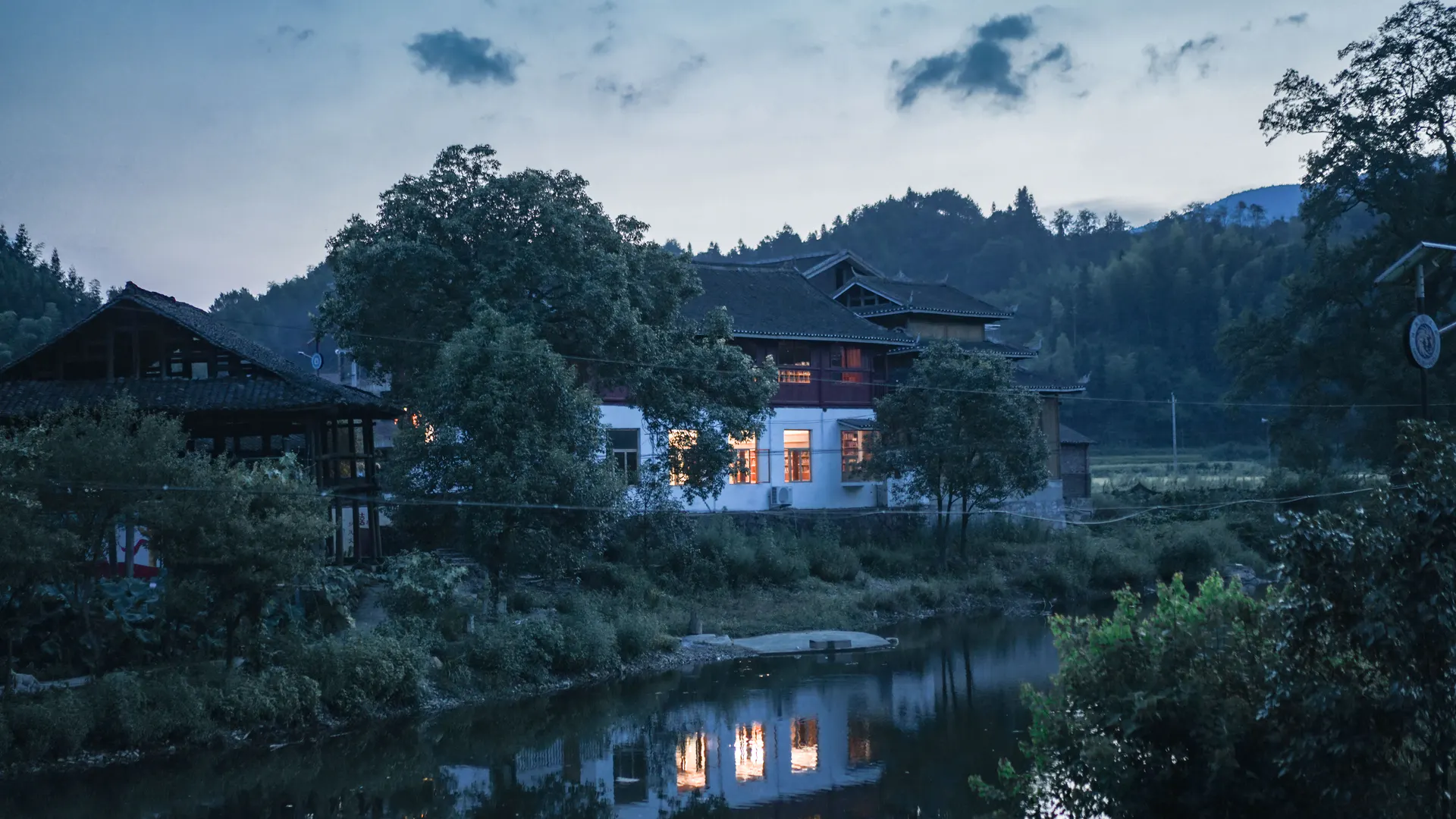 春芽书屋 建筑东北侧外景